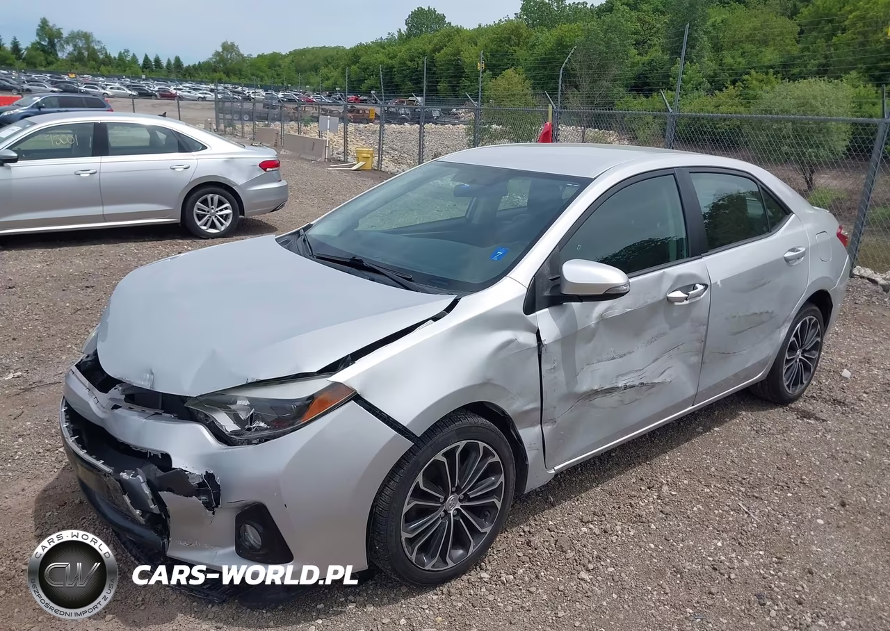 2015 Toyota Corolla S Plus VIN:2T1BURHE8FC235617 - 2