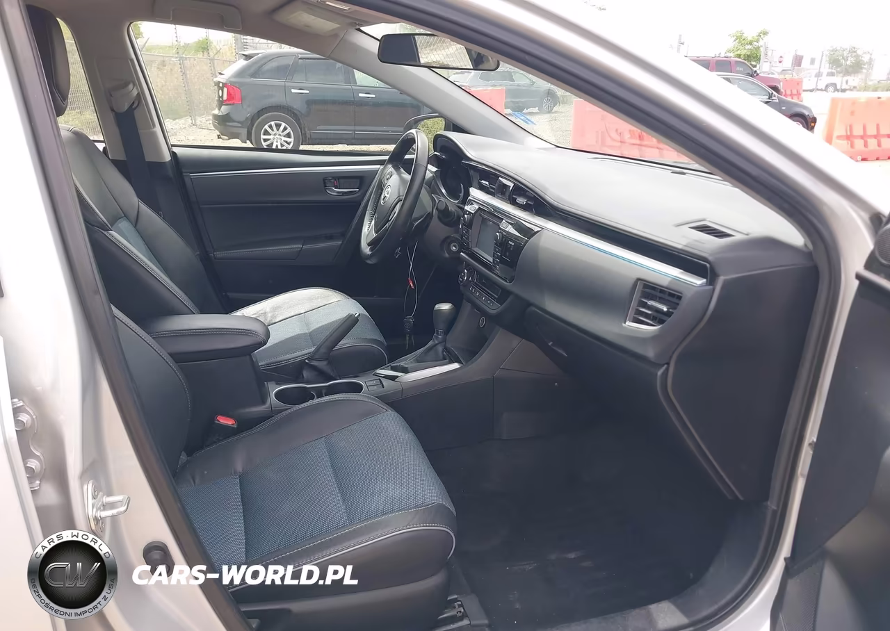 2015 Toyota Corolla S Plus VIN:2T1BURHE8FC235617 - 5