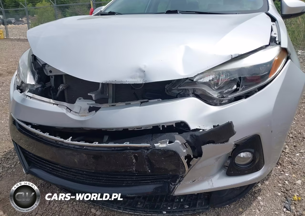 2015 Toyota Corolla S Plus VIN:2T1BURHE8FC235617 - 6