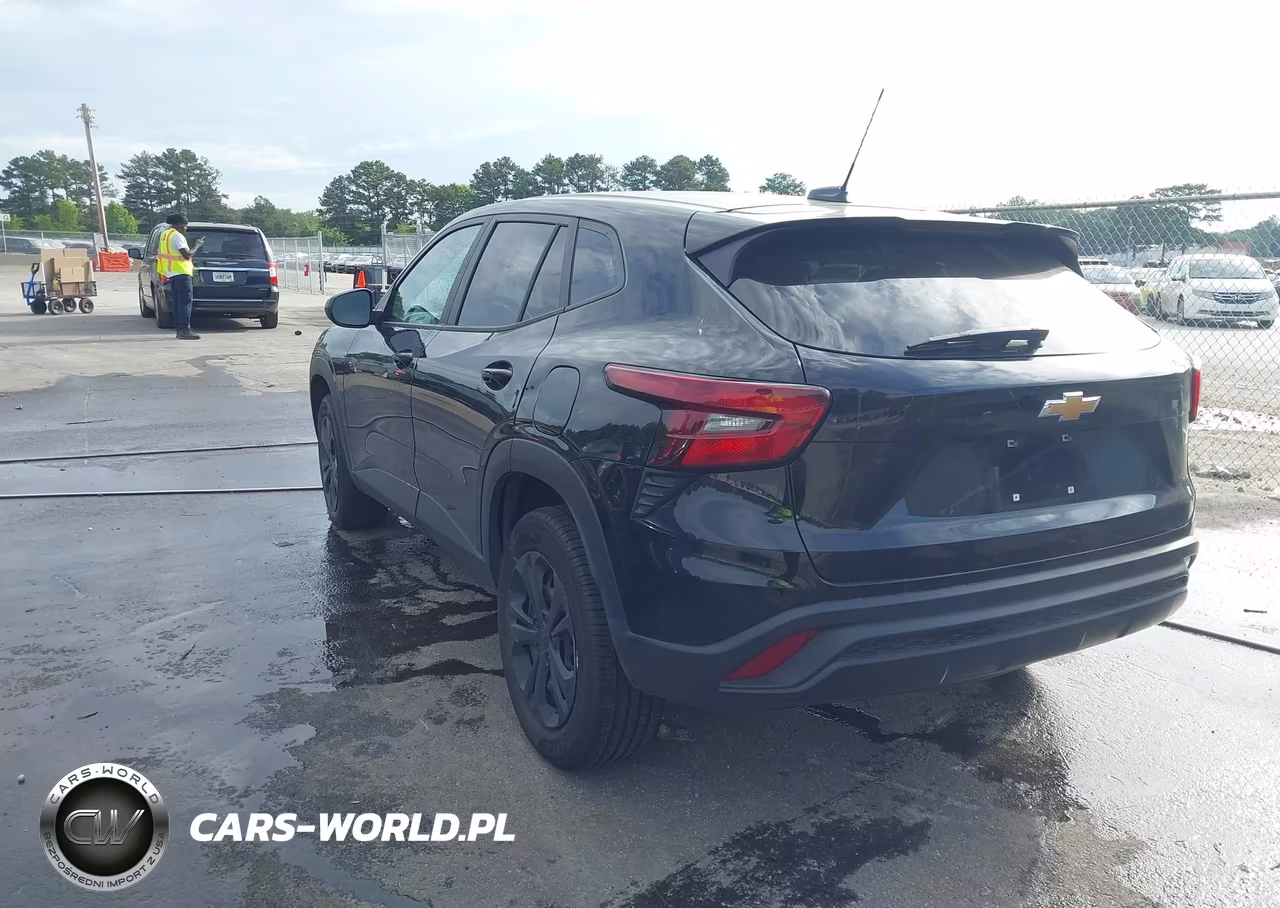 2024 Chevrolet Trax Fwd Sp VIN:KL77LFE20RC008529 - 3