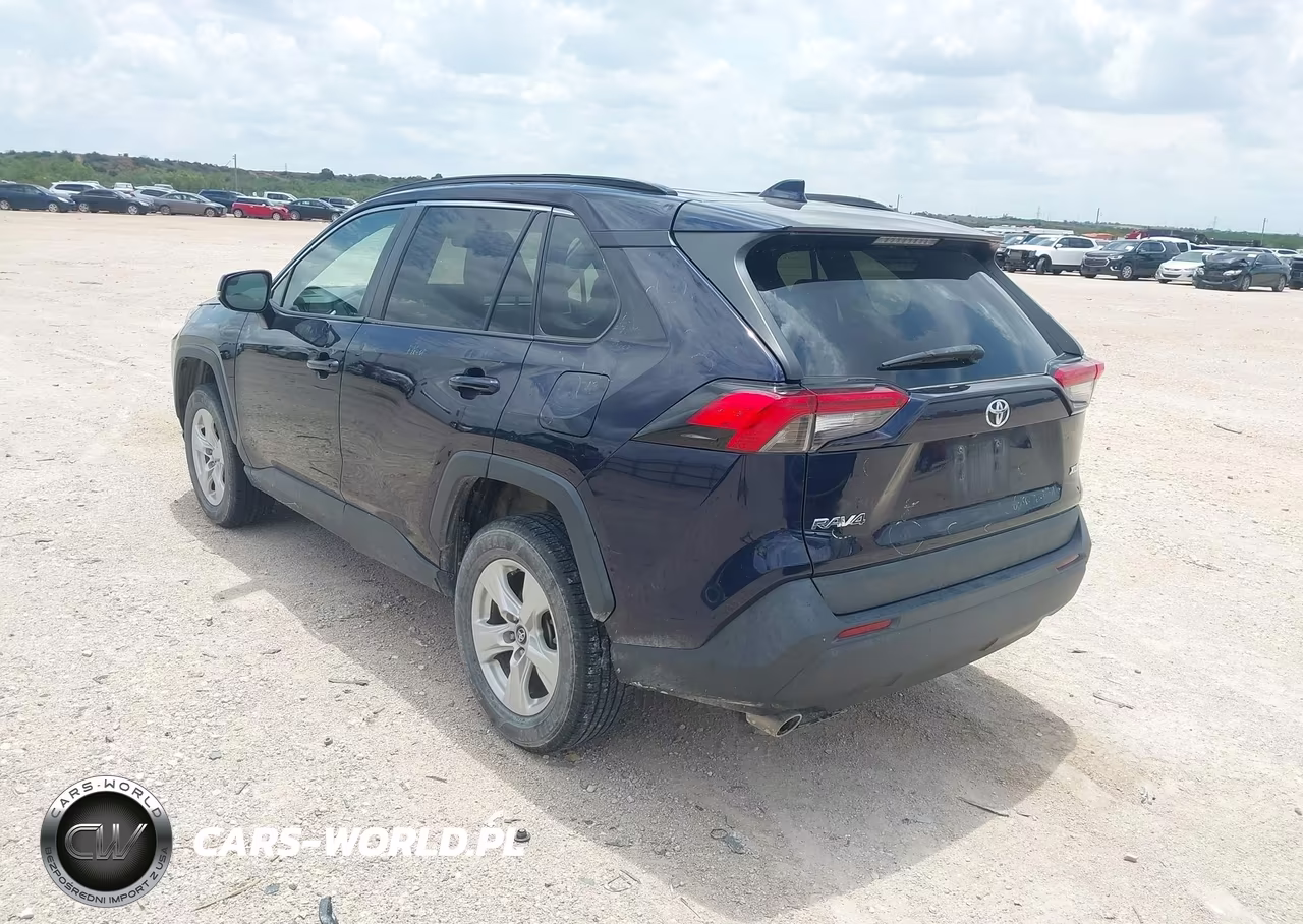 2020 Toyota Rav4 Xle VIN:2T3W1RFV6LC045136 - 3