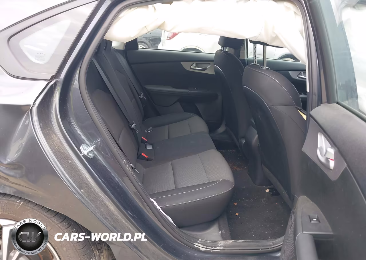 2023 Kia Forte Lxs VIN:3KPF24AD2PE655100 - 8