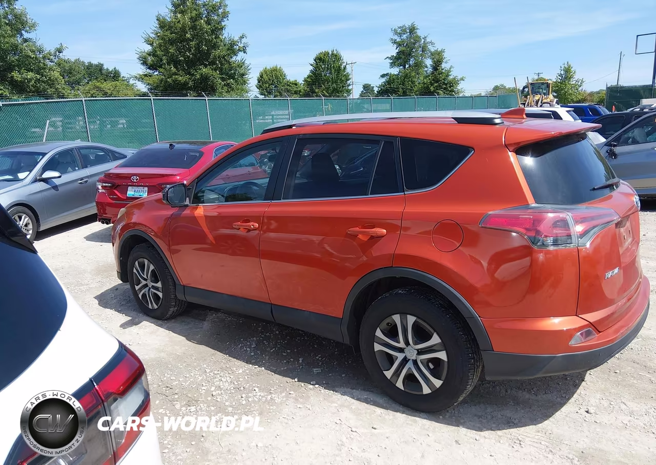 2016 Toyota Rav4 Le VIN:2T3BFREV0GW478747 - 14