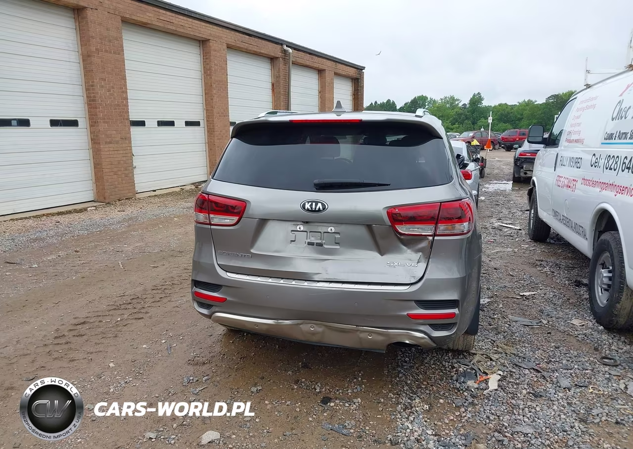 2018 Kia Sorento 3.3L Sxl VIN:5XYPK4A51JG378933 - 16