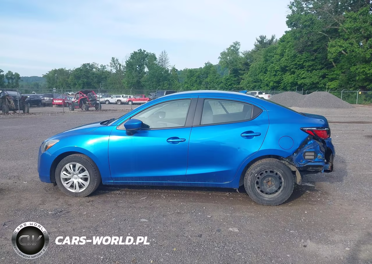 2019 Toyota Yaris L VIN:3MYDLBYV2KY520277 - 14