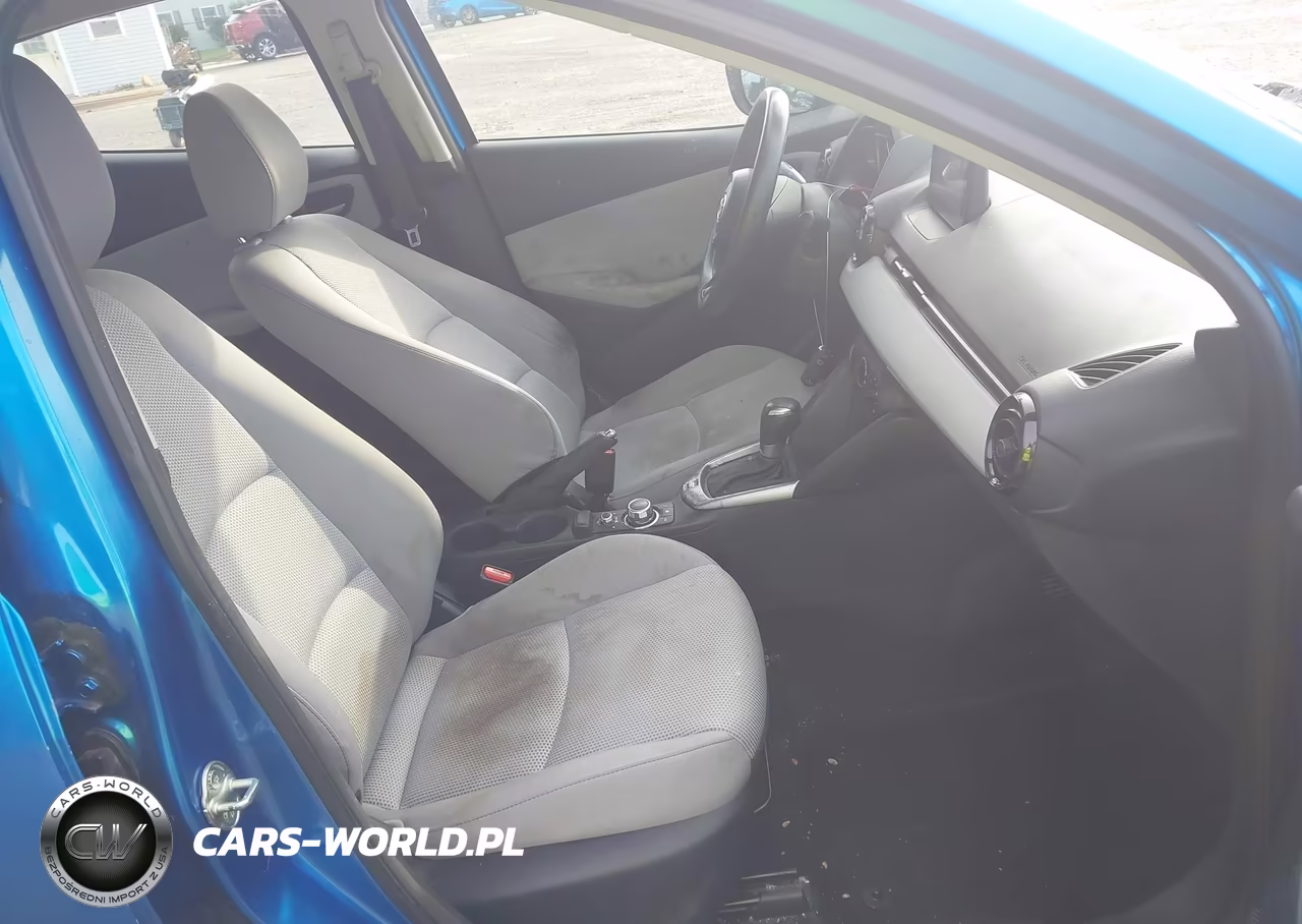 2019 Toyota Yaris L VIN:3MYDLBYV2KY520277 - 5