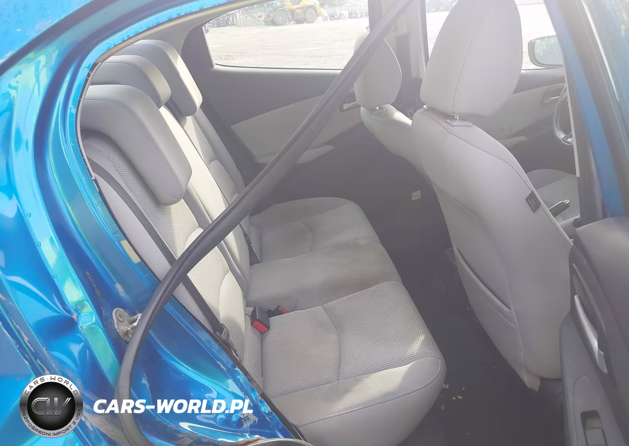 2019 Toyota Yaris L VIN:3MYDLBYV2KY520277 - 8