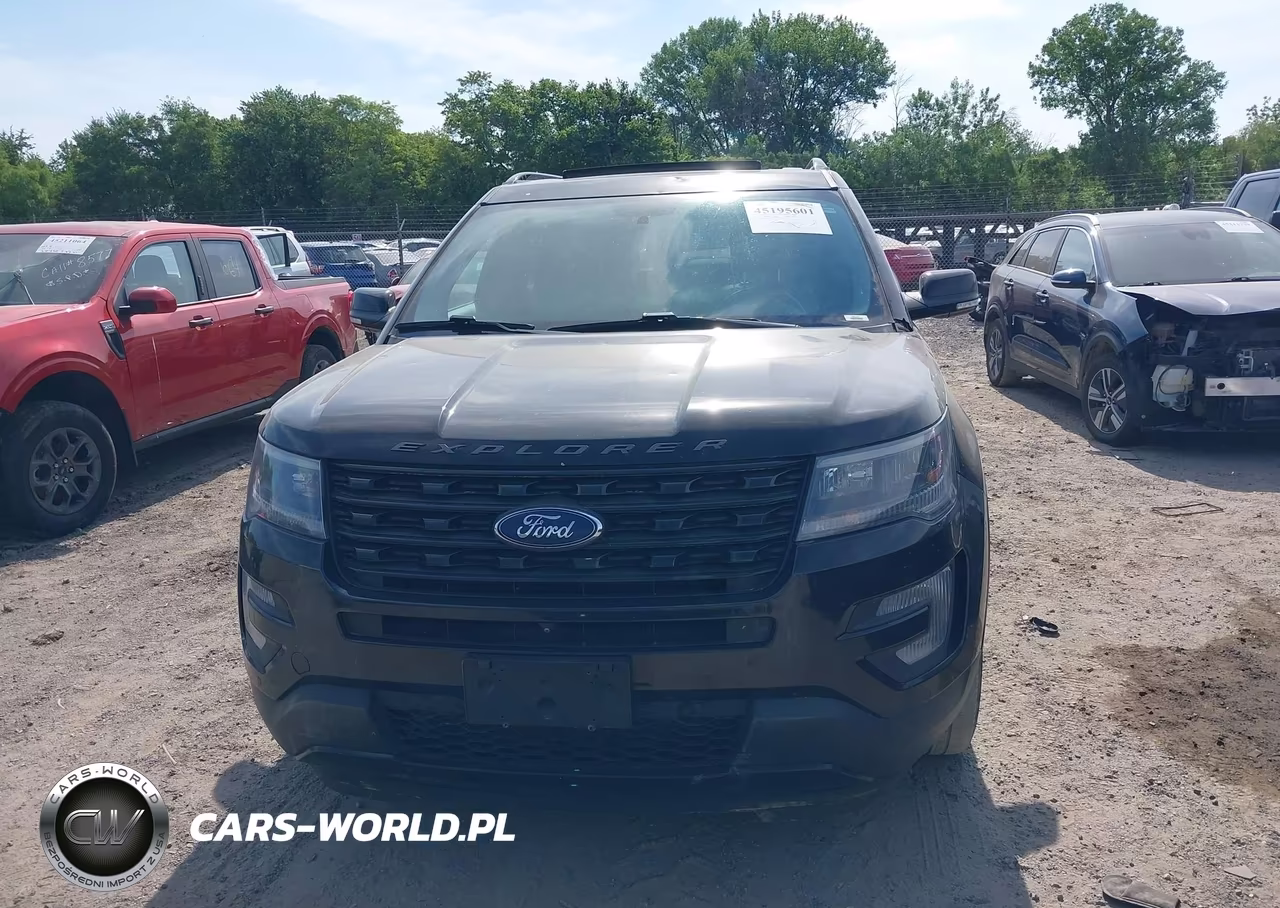 2017 Ford Explorer Sport VIN:1FM5K8GT6HGE16342 - 11