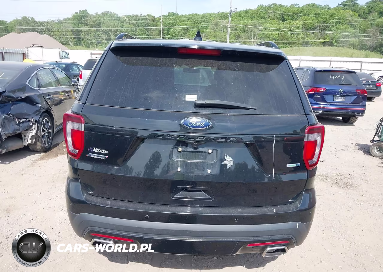 2017 Ford Explorer Sport VIN:1FM5K8GT6HGE16342 - 15