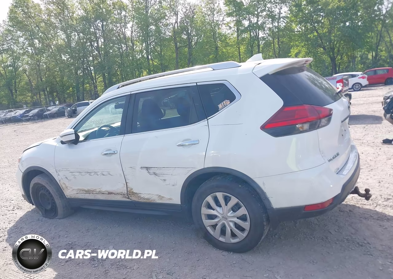 2017 Nissan Rogue S VIN:KNMAT2MV0HP593911 - 14