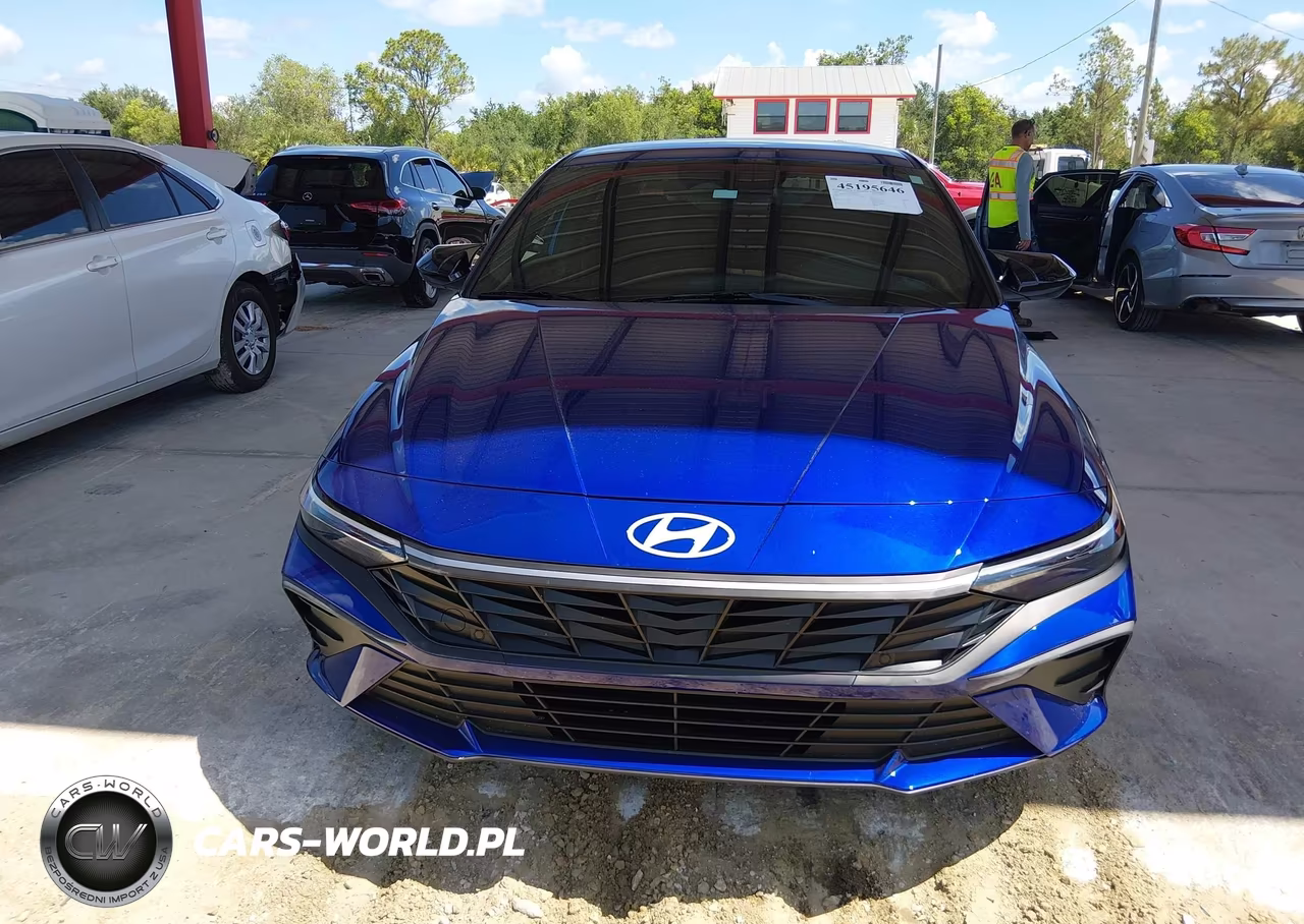 2025 Hyundai Elantra Sel Sport VIN:KMHLM4DG3SU956709 - 12