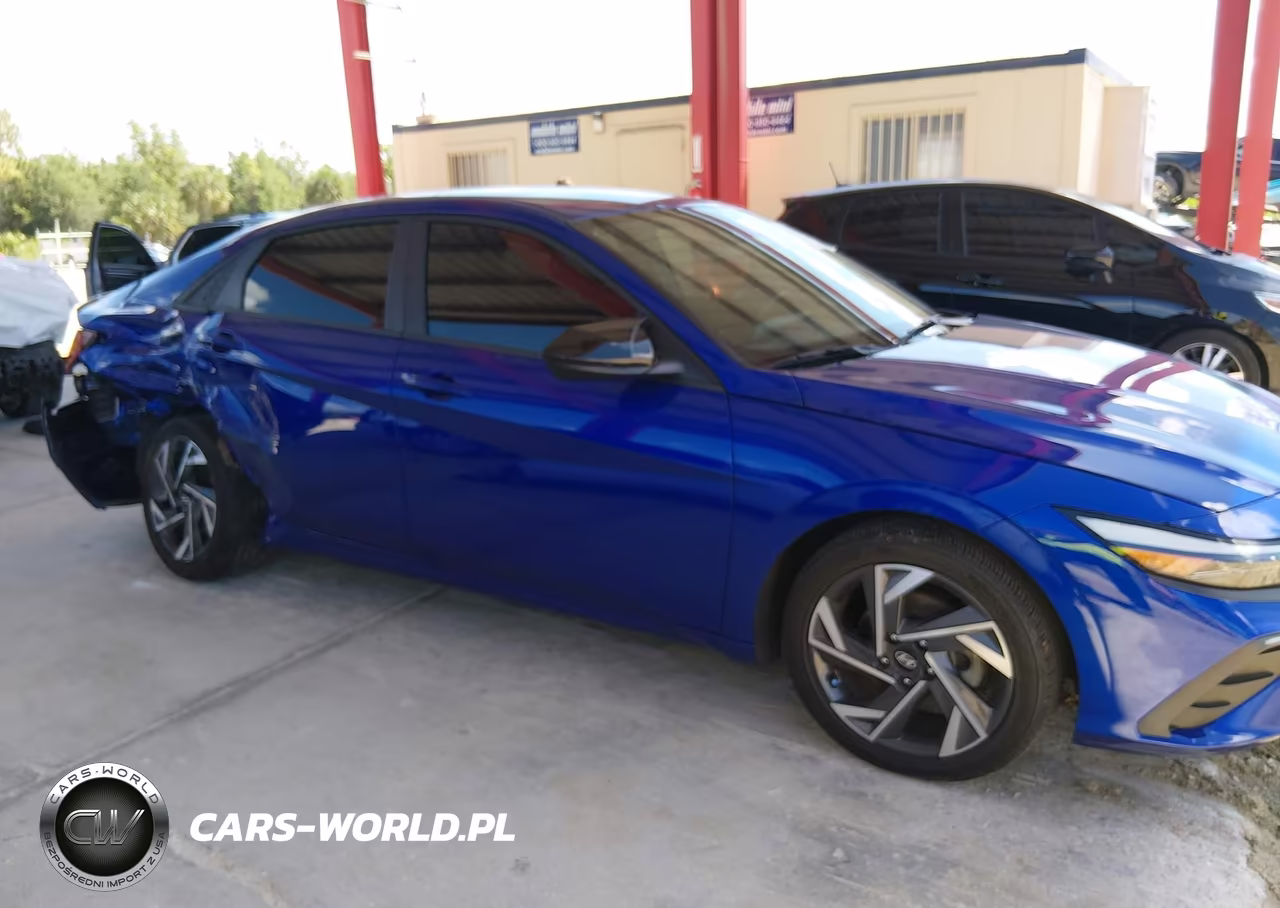 2025 Hyundai Elantra Sel Sport VIN:KMHLM4DG3SU956709 - 13