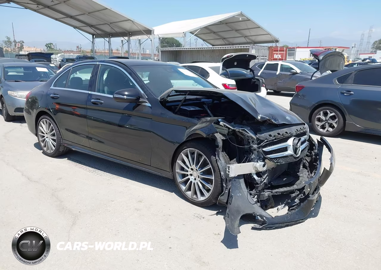 2017 Mercedes-Benz C 300 Sport – zdjęcie 1 z 17
