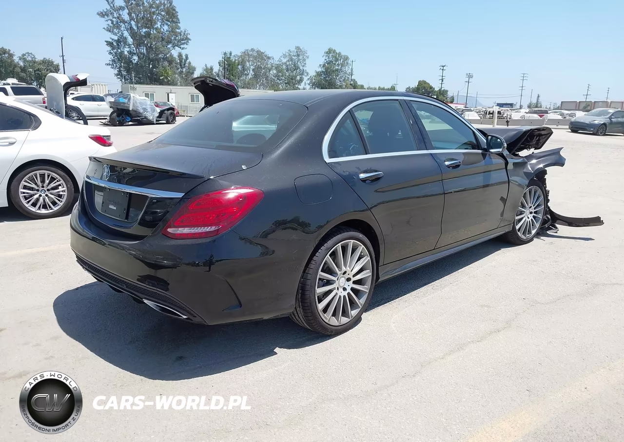 2017 Mercedes-Benz C 300 Sport VIN:55SWF4JB8HU202645 - 4