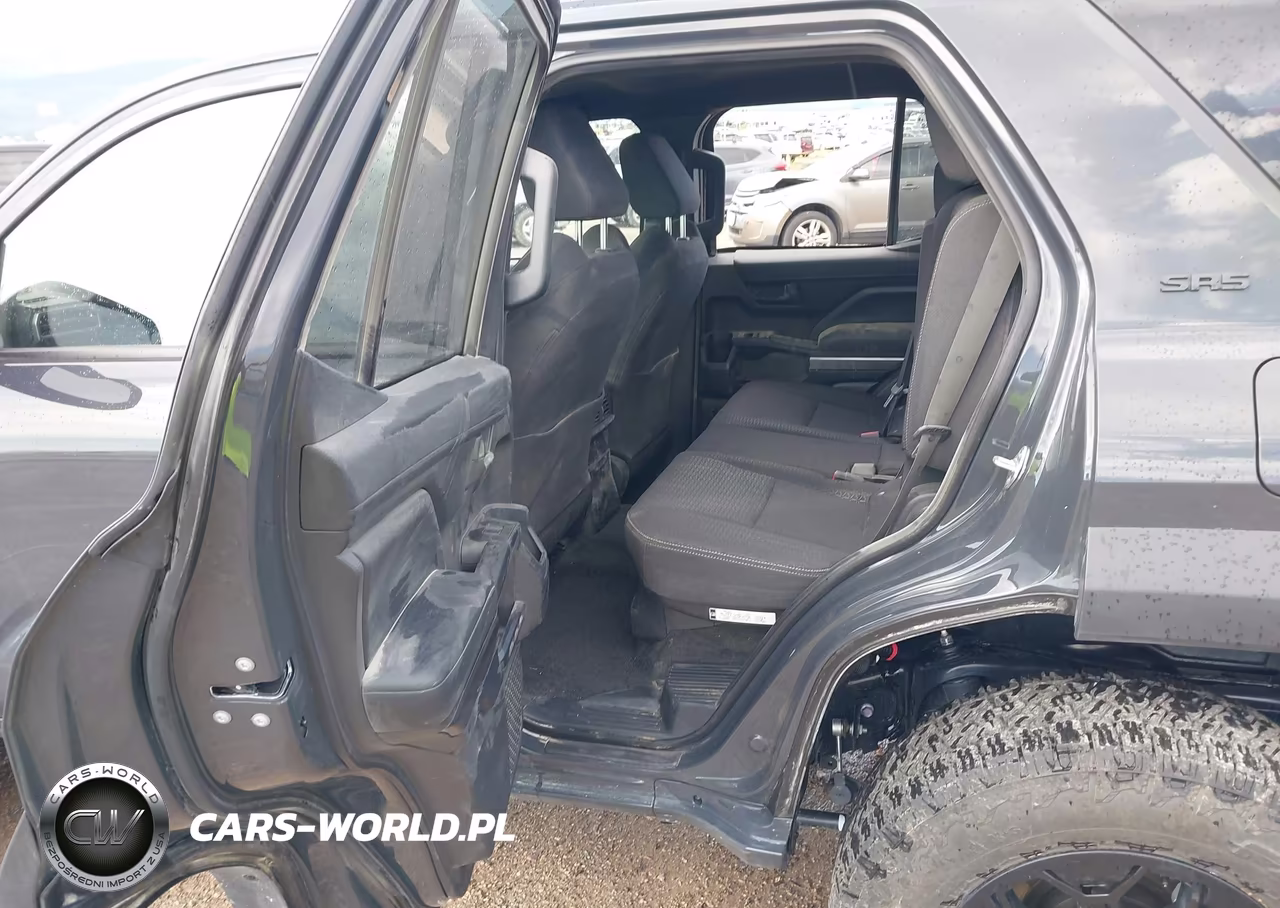 2025 Toyota 4Runner Sr5 VIN:JTEVA5BR0S5057392 - 8