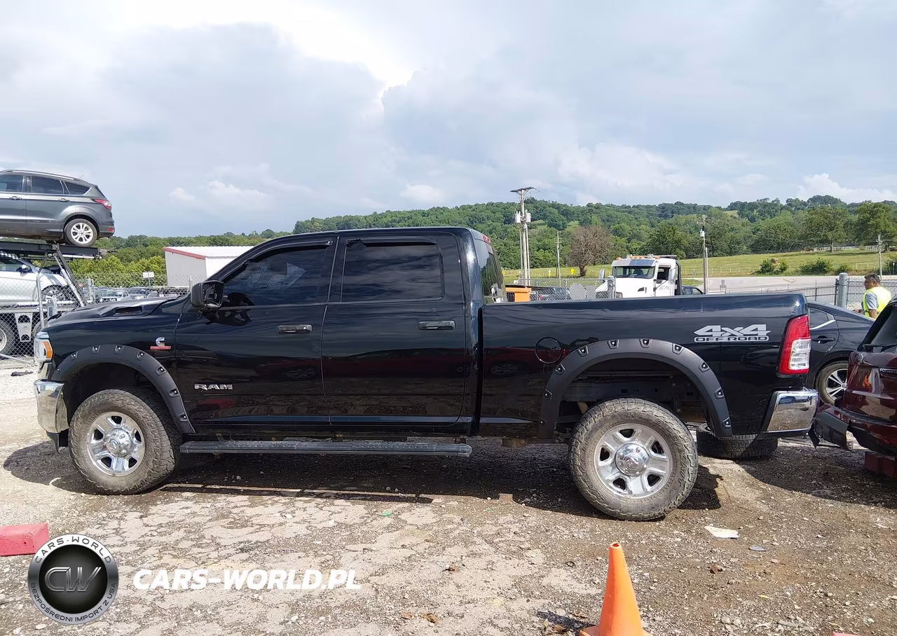 2019 Ram 2500 Tradesman 4X4 6'4 Box VIN:3C6UR5CL7KG670841 - 14