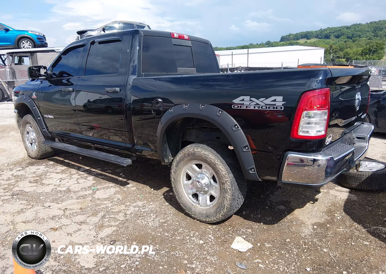 2019 Ram 2500 Tradesman 4X4 6'4 Box VIN:3C6UR5CL7KG670841 - 3