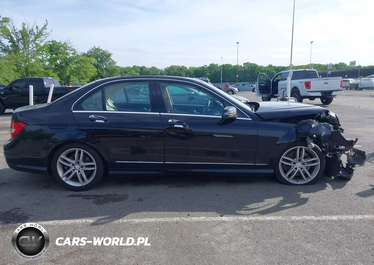 2013 MERCEDES-BENZ C 300 LUXURY 4MATIC-SPORT 4MATIC VIN:WDDGF8ABXDR289715 - 13