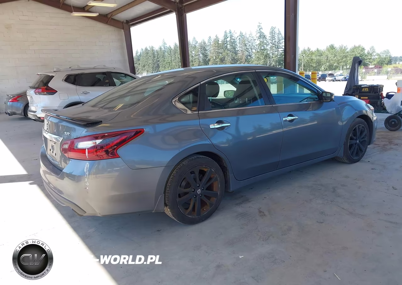 2017 Nissan Altima 2.5 Sr VIN:1N4AL3AP0HC295156 - 4