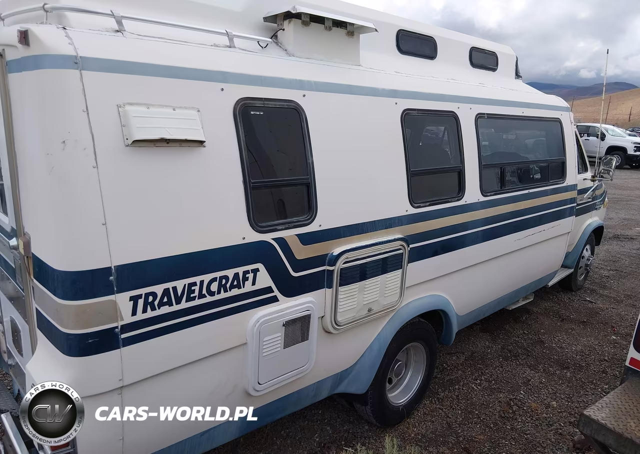 1984 Chevrolet G30 VIN:2GBJG31M4E4103679 - 4