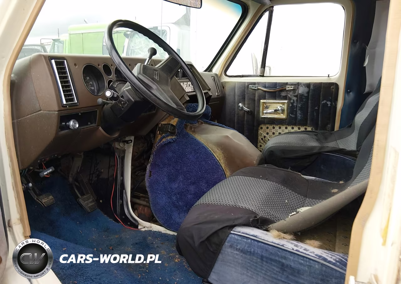 1984 Chevrolet G30 VIN:2GBJG31M4E4103679 - 6