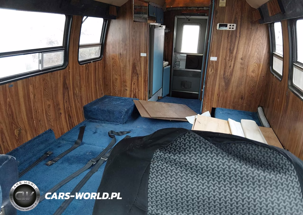 1984 Chevrolet G30 VIN:2GBJG31M4E4103679 - 7