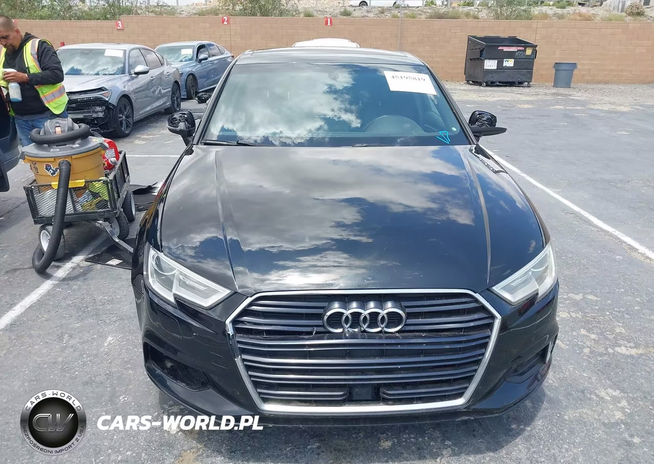 2018 Audi A3 2.0T Premium-2.0T Tech Premium VIN:WAUAUGFFXJ1003106 - 12