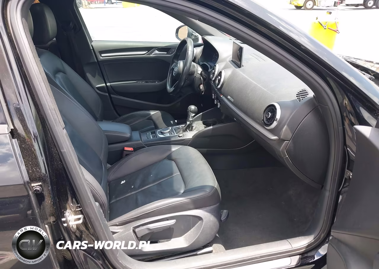 2018 Audi A3 2.0T Premium-2.0T Tech Premium VIN:WAUAUGFFXJ1003106 - 5