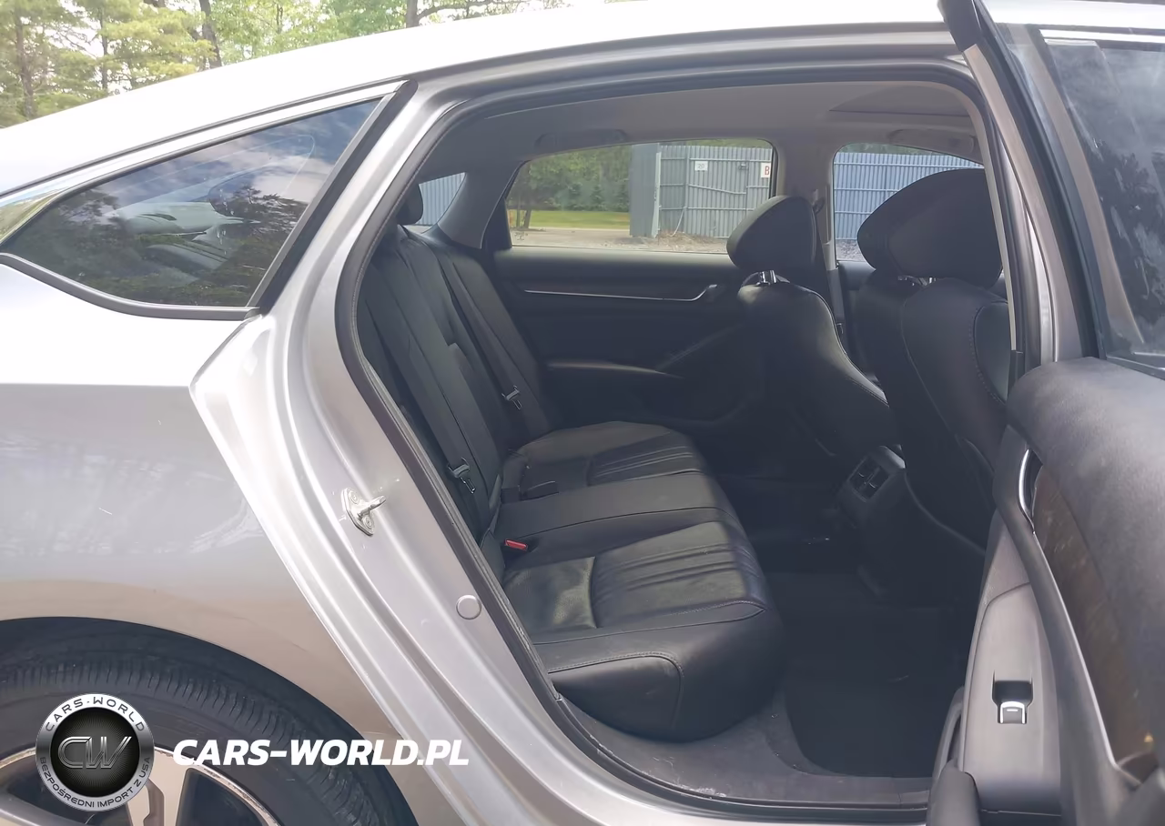 2020 Honda Accord Ex-L VIN:1HGCV1F5XLA133226 - 8