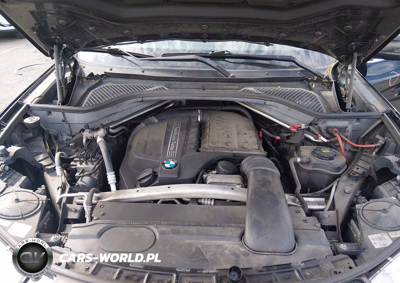 2015 BMW X5 xDrive35I VIN:5UXKR0C58F0K64600 - 10
