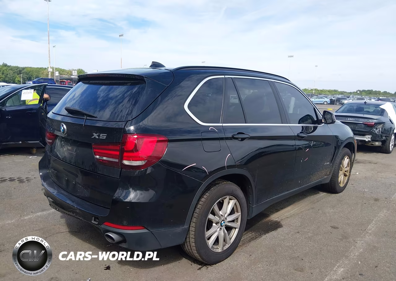 2015 BMW X5 xDrive35I VIN:5UXKR0C58F0K64600 - 4
