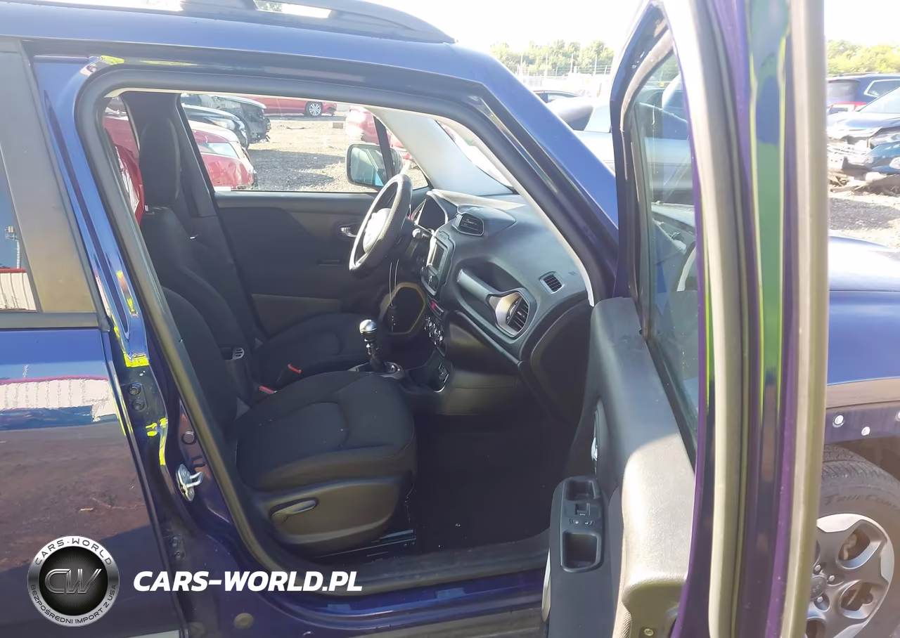 2016 Jeep Renegade Latitude VIN:ZACCJABW1GPC69159 - 5