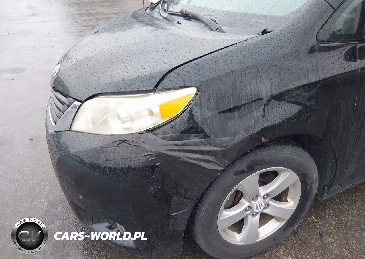 2012 Toyota Sienna Le V6 8 Passenger VIN:5TDKK3DC4CS183493 - 6