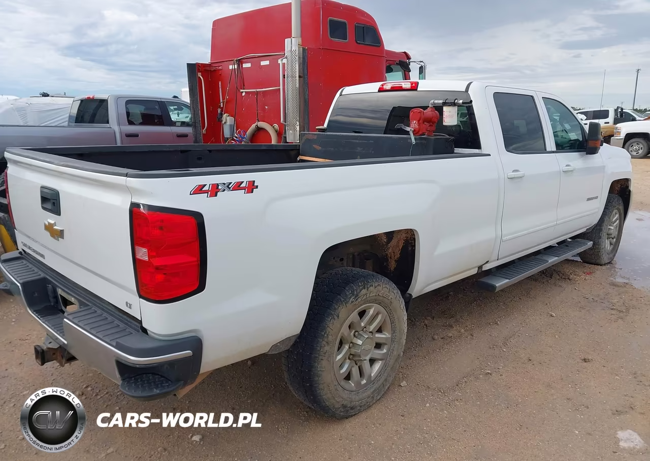 2019 Chevrolet Silverado 3500Hd Lt VIN:1GC4KWEG9KF221035 - 4