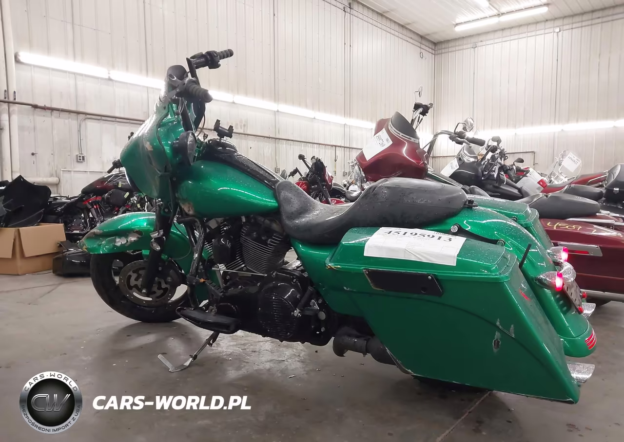 2009 Harley-Davidson Flhtcu VIN:1HD1FC4159Y675380 - 13