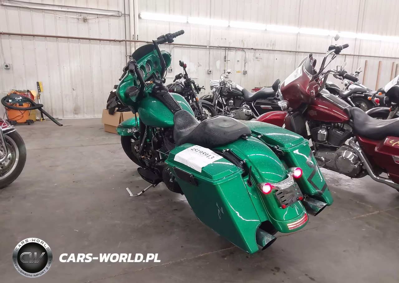 2009 Harley-Davidson Flhtcu VIN:1HD1FC4159Y675380 - 3