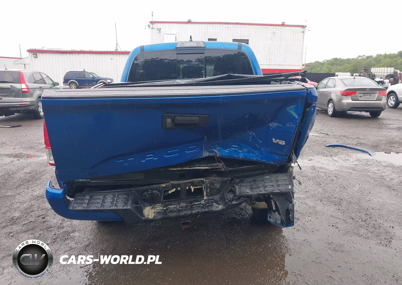 2017 Toyota Tacoma Trd Sport VIN:3TMCZ5AN7HM050364 - 16