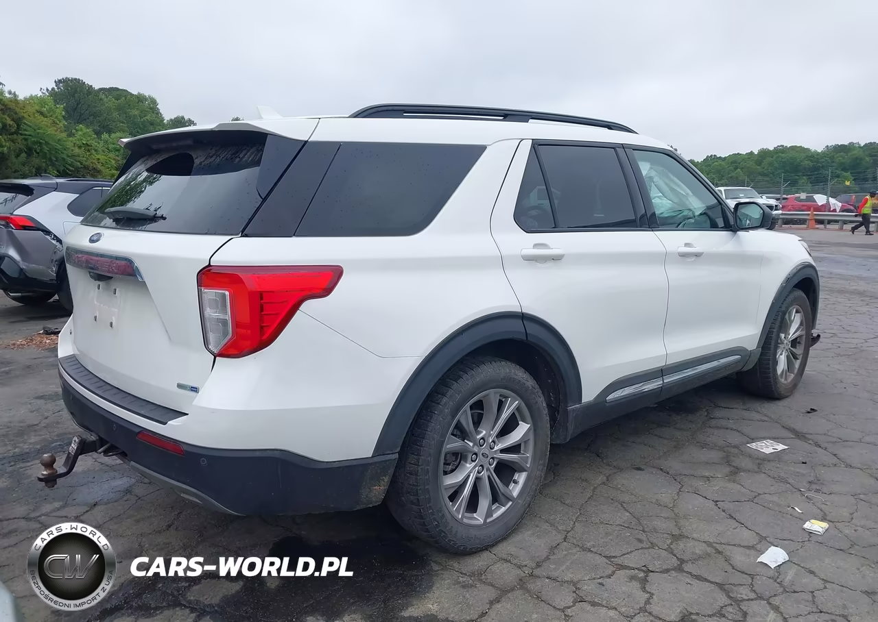 2020 Ford Explorer Xlt VIN:1FMSK8DH6LGB18238 - 4