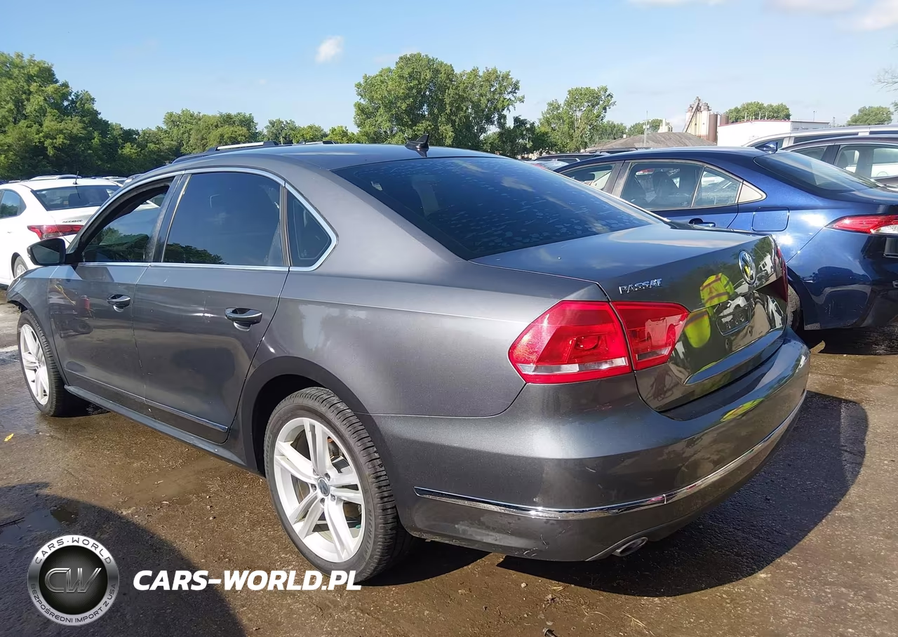 2015 Volkswagen Passat 2.0L Tdi Sel Premium VIN:1VWCV7A34FC055166 - 3