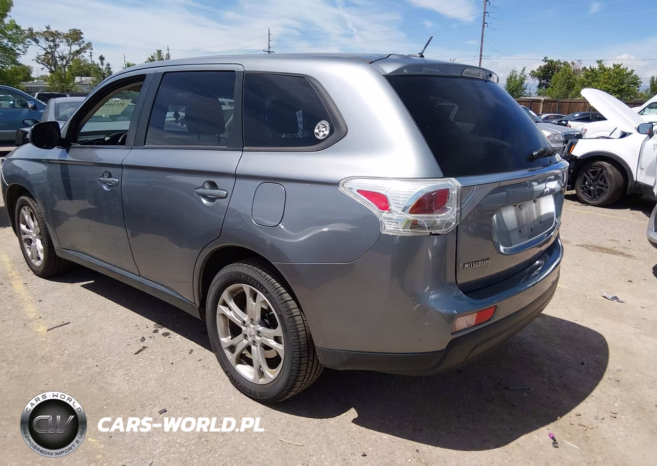 2014 Mitsubishi Outlander Se VIN:JA4AZ3A38EZ011457 - 3