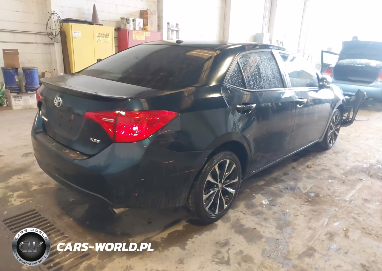 2018 Toyota Corolla Xse VIN:2T1BURHEXJC981429 - 4