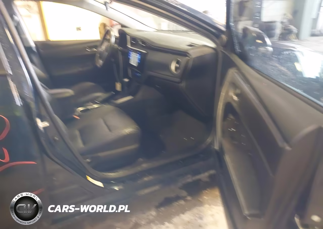 2018 Toyota Corolla Xse VIN:2T1BURHEXJC981429 - 5
