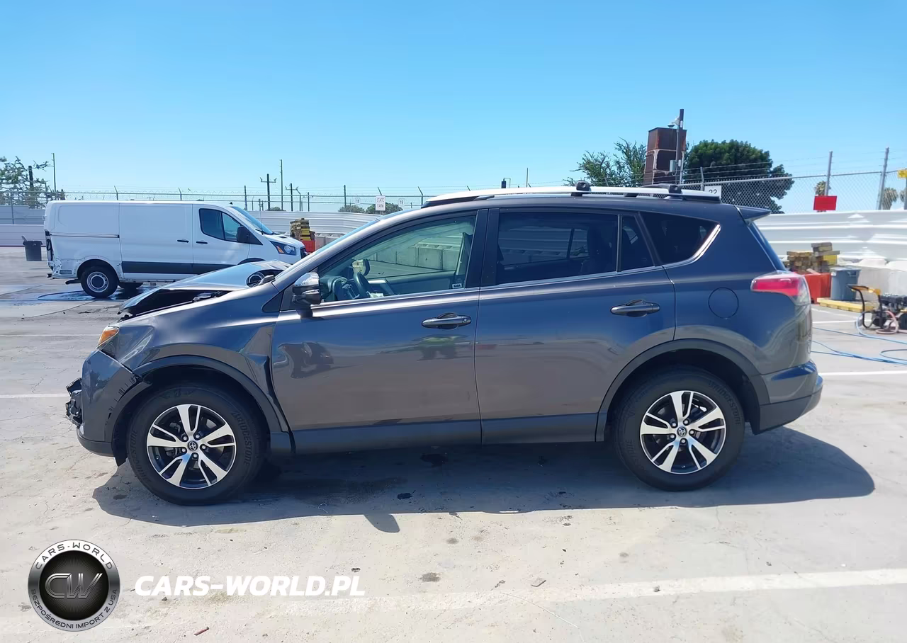 2016 Toyota Rav4 Xle VIN:JTMWFREVXGJ068487 - 14