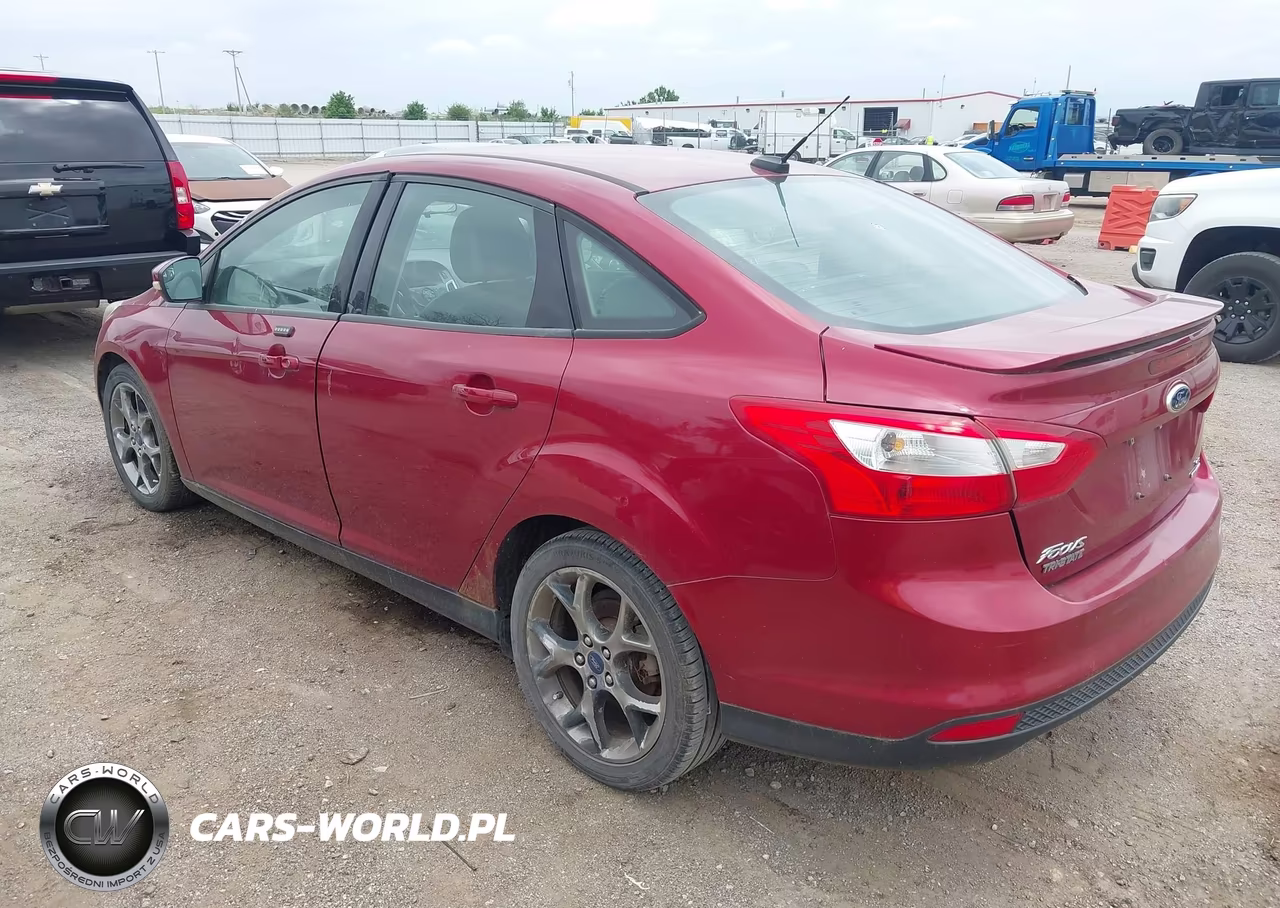 2013 Ford Focus Se VIN:1FADP3F24DL115976 - 3