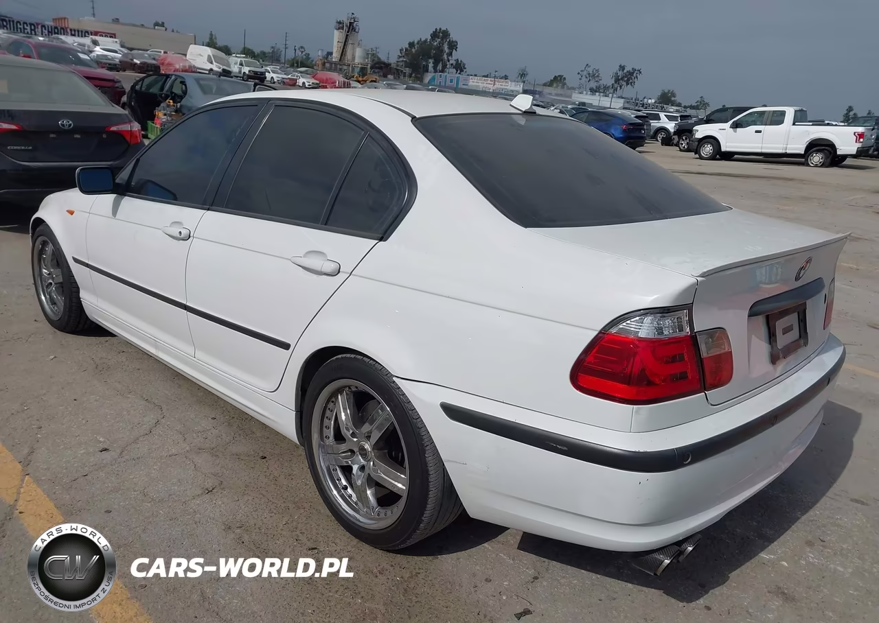 2005 BMW 325I VIN:WBAET37495NJ90783 - 3