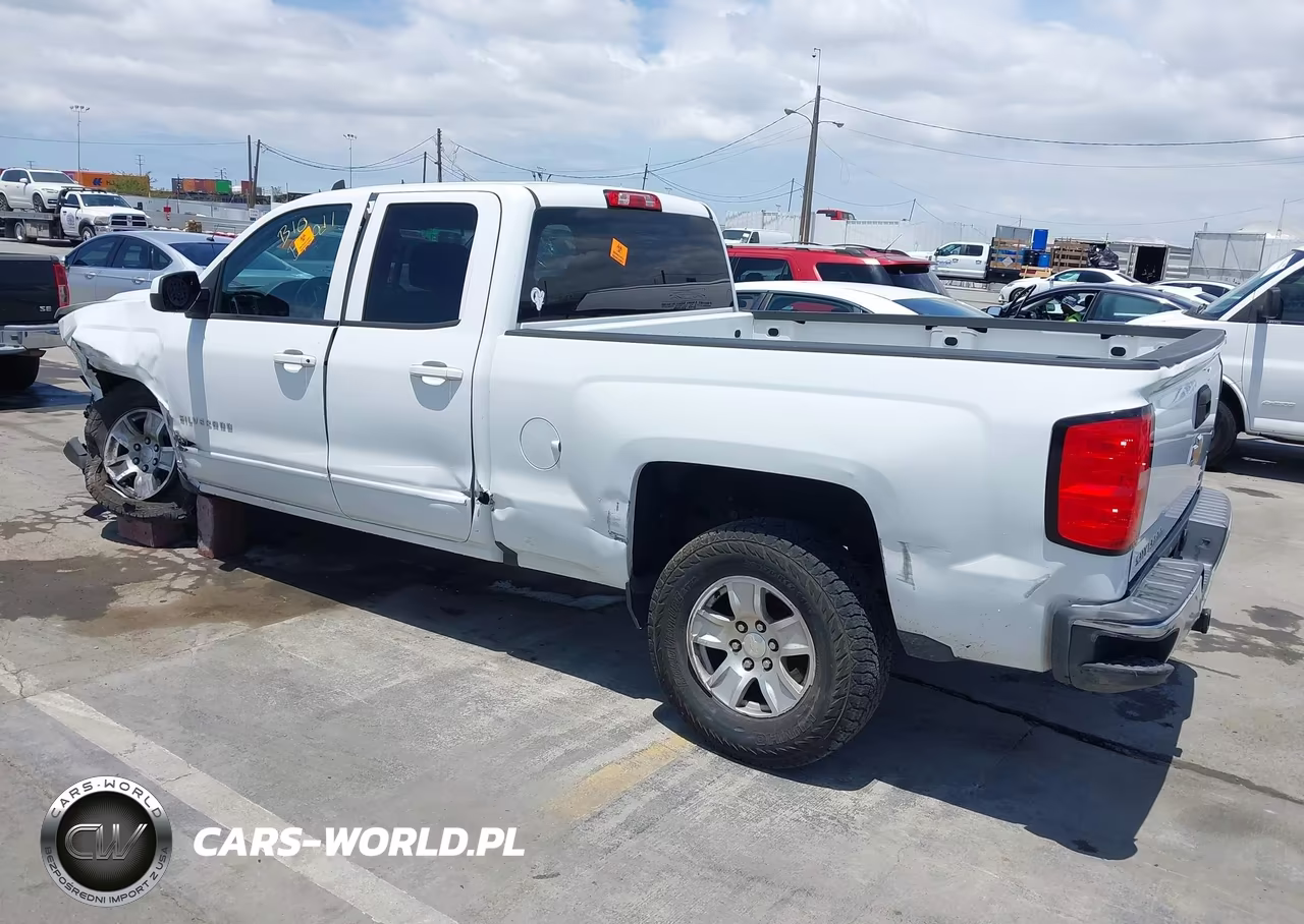 2019 Chevrolet Silverado 1500 Ld Lt VIN:2GCRCPEC6K1143682 - 3