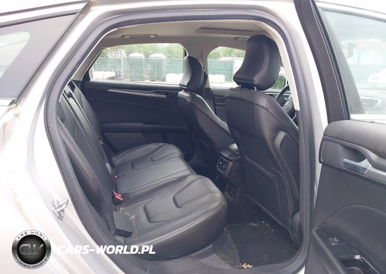 2016 Ford Fusion Energi Titanium VIN:3FA6P0SU5GR363335 - 8