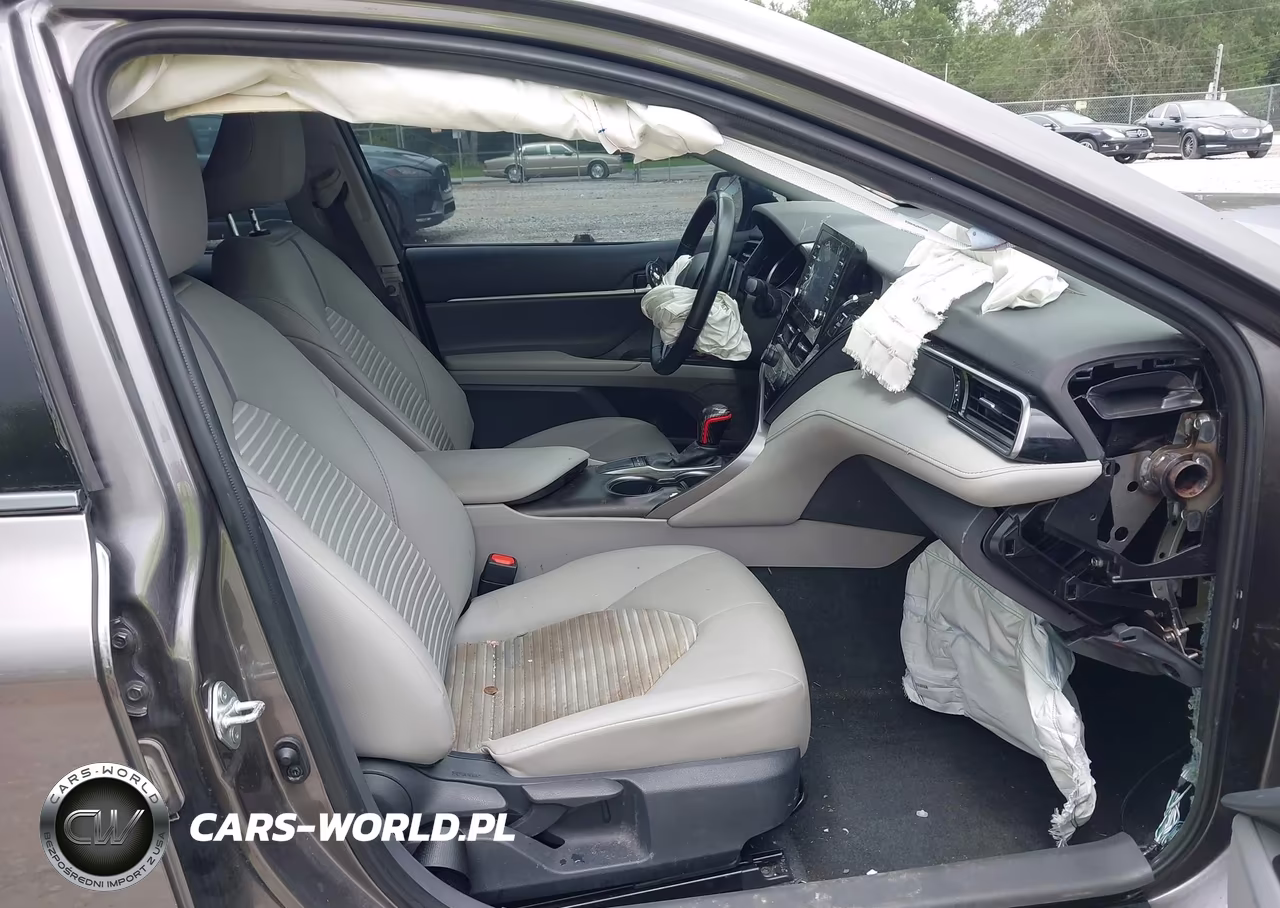2024 Toyota Camry Se VIN:4T1T11AKXRU841289 - 5