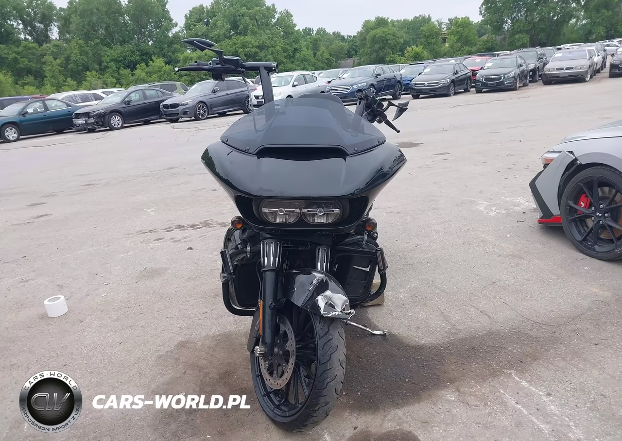 2018 Harley-Davidson Fltrxs Road Glide Special VIN:1HD1KTC16JB613832 - 5