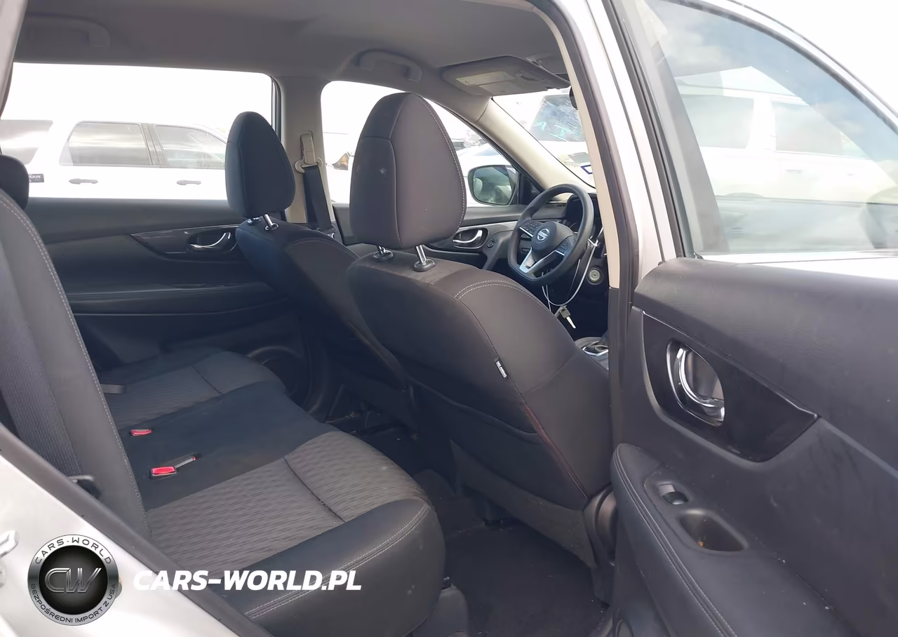 2018 Nissan Rogue S VIN:KNMAT2MV0JP520236 - 8